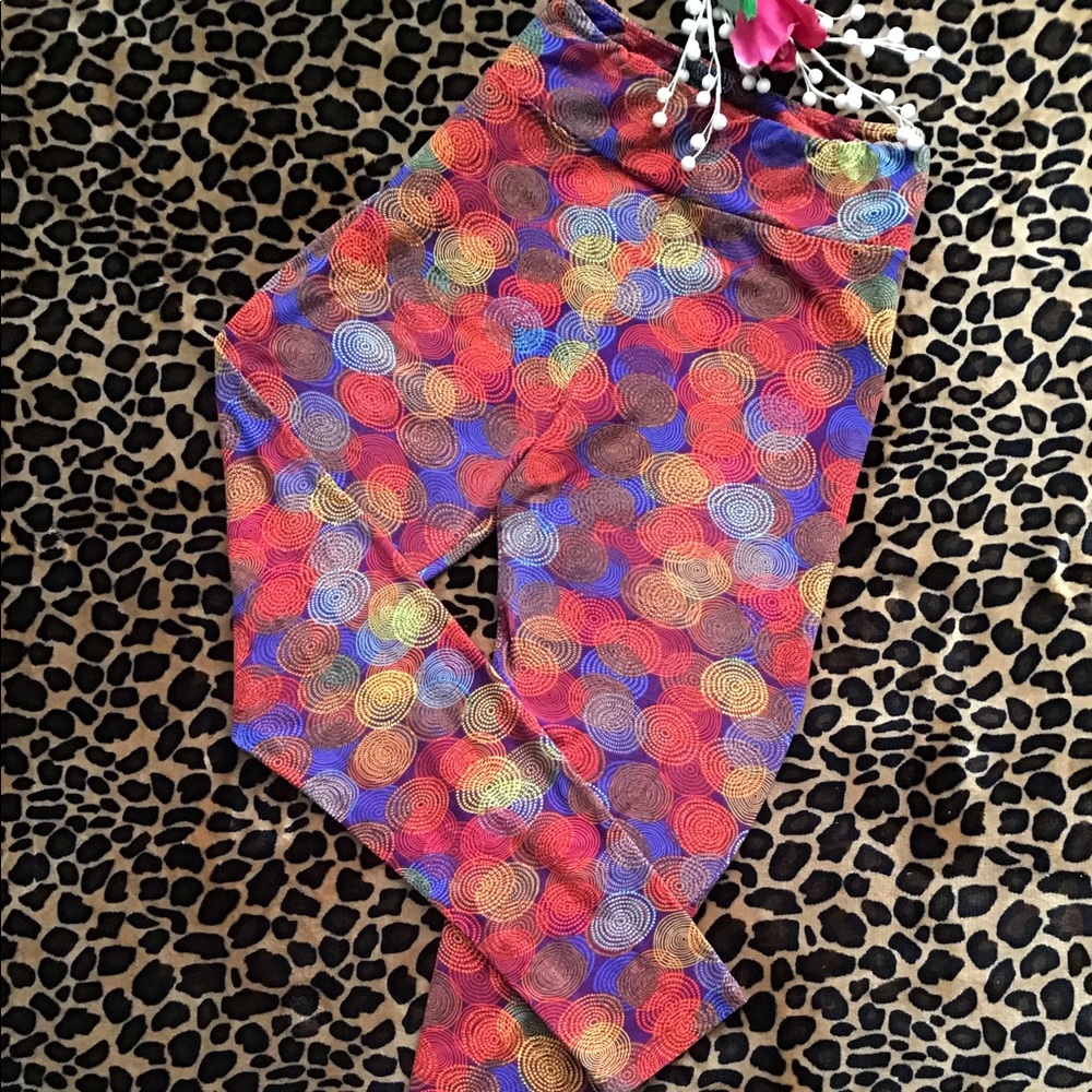 LuLaRoe leggings, circular design